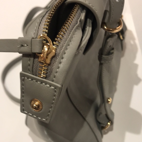 Designer DANiELLE NICOLE leather handbag - Picture 7 of 8